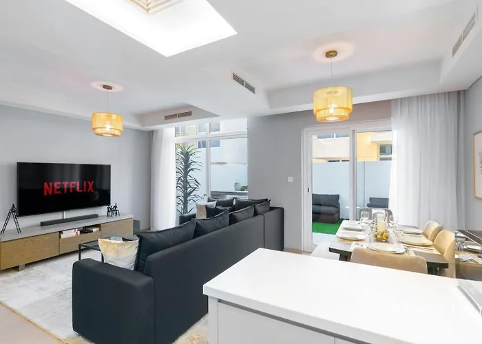 Luxurious Villa In Residential Community