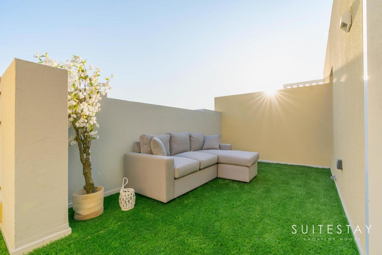 Luxurious In Residential Community